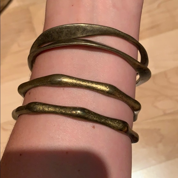 Muted gold bangles - Picture 3 of 3